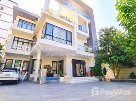 8 Bedroom Villa for sale in Human Resources University, Olympic, Tuol Svay Prey Ti Muoy