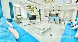 Available Units at 3 Bedrooms Penthouse Services Apartment For Rent in BKK3, Phnom Penh
