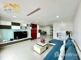 2 បន្ទប់គេង អាផាតមិន for rent at 2Bedrooms Service Apartment In BKK1, Boeng Keng Kang Ti Muoy