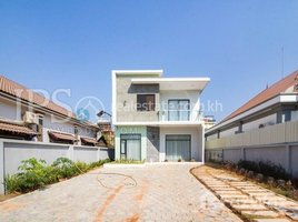 2 Bedroom Villa for sale in Sala Kamreuk, Krong Siem Reap, Sala Kamreuk