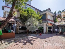 7 Bedroom Shophouse for rent in Sorya Shopping Center, Boeng Reang, Voat Phnum
