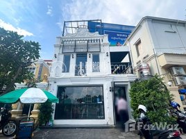 2 Bedroom Shophouse for rent in Phsar Kandal Ti Muoy, Doun Penh, Phsar Kandal Ti Muoy