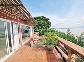 4 Bedroom Apartment for rent at 4 Bedrooms Apartment along Mekong River at compound residences in Chroy Changva, Phnom Penh., Chrouy Changvar, Chraoy Chongvar