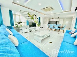 3 បន្ទប់គេង អាផាតមិន for rent at BKK3 | Penthouse USD 1,600/month, Fully Furnished Free access to gym, Steam sauna and pool !, Tuol Svay Prey Ti Muoy