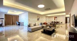 មានបន្ទប់ទំនេរនៅ Luxury three bedroom for rent with fully furnished