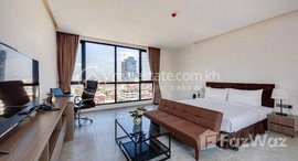មានបន្ទប់ទំនេរនៅ Penthouse 4 Bedrooms Duplex Apartment for Rent in BKK2
