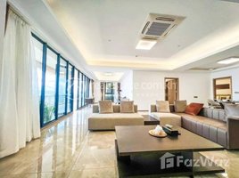 2 Bedroom Apartment for rent at 3 bedroom luxury Residence for leasing , Veal Vong