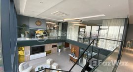 មានបន្ទប់ទំនេរនៅ Penthouse $14,000 Corner Service Apartment Aeon Mall1 