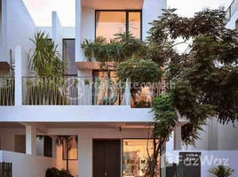 4 Bedroom Villa for sale at Samraong Village, Samraong
