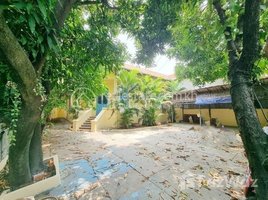 3 Bedroom Villa for rent in Srah Chak, Doun Penh, Srah Chak
