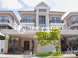 5 Bedroom Villa for sale in Mean Chey, Phnom Penh, Chak Angrae Kraom, Mean Chey