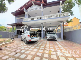 Studio Villa for rent in Phnom Penh, Tonle Basak, Chamkar Mon, Phnom Penh