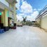 6 Bedroom Villa for sale in Phnom Penh Autonomous Port, Srah Chak, Voat Phnum