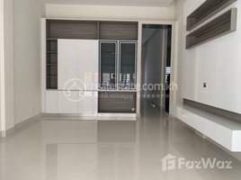 4 Bedroom Condo for rent at House flat for rent, Nirouth, Chbar Ampov