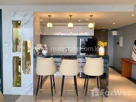ស្ទូឌីយោ អាផាតមិន for rent at 4Bed Penthouse $11,000 Corner Service Apartment Aeon Mall1 , Boeng Keng Kang Ti Muoy