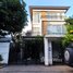 5 Bedroom House for sale in Phnom Penh Autonomous Port, Srah Chak, Voat Phnum