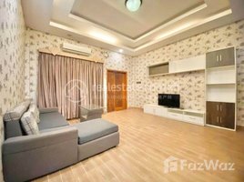 4 Bedroom Condo for rent at TOWNHOUSE FOR RENT 4BR ONLY $1200, Phsar Daeum Thkov