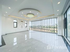 Studio Apartment for rent at Brand New Office Space For Rent In Chroy Chongvar Area, Chrouy Changvar