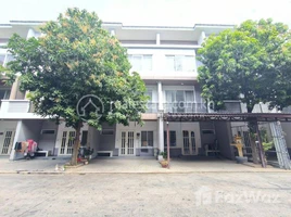 3 Bedroom Townhouse for sale in Phnom Penh, Nirouth, Chbar Ampov, Phnom Penh