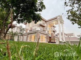 7 Bedroom Villa for sale in Chbar Ampov, Phnom Penh, Veal Sbov, Chbar Ampov