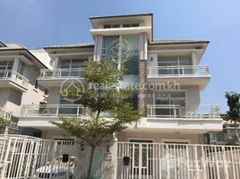 4 Bedroom House for rent in Cambodian Mekong University (CMU), Tuek Thla, Stueng Mean Chey