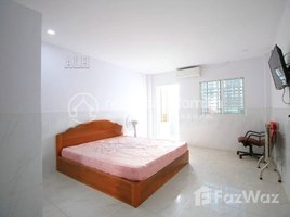 1 Bedroom Apartment for rent at 𝟐 𝐁𝐞𝐝𝐫𝐨𝐨𝐦 𝐀𝐩𝐚𝐫𝐭𝐦𝐞𝐧𝐭 𝐅𝐨𝐫 𝐑𝐞𝐧𝐭 𝐈𝐧 𝐏𝐡𝐧𝐨𝐦 𝐏𝐞𝐧𝐡, Tonle Basak, Chamkar Mon, Phnom Penh, Cambodia