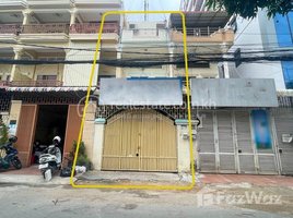 4 Bedroom Apartment for rent at FLAT HOUSE FOR RENT IN BKK 3, Tuol Svay Prey Ti Muoy, Chamkar Mon, Phnom Penh