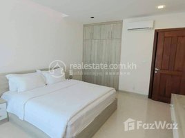 2 បន្ទប់គេង អាផាតមិន for rent at Very nice 2Bedrooms in Bkk2 area, Boeng Keng Kang Ti Pir