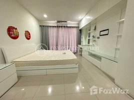 1 បន្ទប់គេង ខុនដូ for rent at One bedroom For rent -TK Price : 280$/m Included management fee , Boeng Kak Ti Pir