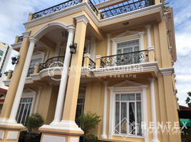 9 Bedroom Villa for sale in Royal University of Phnom Penh, Tuek L'ak Ti Muoy, Tuek L'ak Ti Muoy