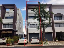 5 Bedroom Apartment for rent at Flat 1 Unit for Sale or Rent, Chrouy Changvar
