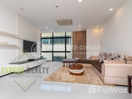2 Bedroom Apartment for rent at Daun Penh Area | 2 Bedroom with Gym and Pool, Boeng Reang