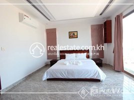 2 Bedroom Apartment for rent at Penhouse Apartment for Rent-(Toul Songkae), Tuol Sangke, Russey Keo