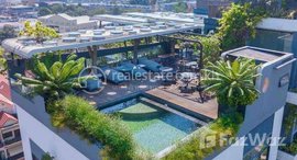 មានបន្ទប់ទំនេរនៅ Modern Duplex Penthouse For Rent