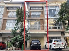 4 Bedroom Shophouse for rent in Mr Market, Nirouth, Nirouth