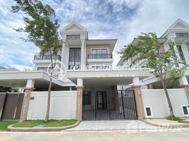 4 Bedroom Villa for sale in Chip Mong 271 Mega Mall, Chak Angrae Leu, Chak Angrae Leu