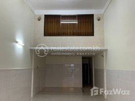 4 Bedroom Apartment for rent at House For Rent with location in front of Kosokmak Hospital Main Road, Stueng Mean Chey, Mean Chey