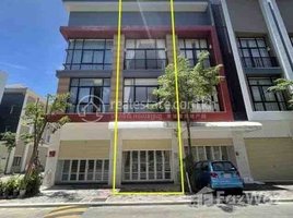 5 Bedroom Condo for rent at Flat house for rent some furniture, Nirouth