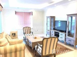 Studio Apartment for rent at So beautiful available two bedroom apartment for rent, Tonle Basak, Chamkar Mon