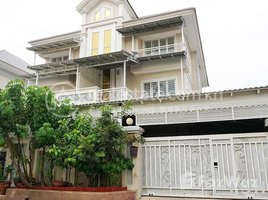 6 Bedroom Villa for rent in Phnom Penh, Nirouth, Chbar Ampov, Phnom Penh