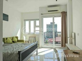 2 Bedroom Apartment for rent at Two Bedrooms Rent $850 Chamkarmon ToulTumpoung, Tuol Tumpung Ti Pir
