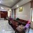 1 បន្ទប់គេង អាផាតមិន for rent at Nicest price 270USD 1 BR service apartment in Toul Songke , Phsar Depou Ti Muoy