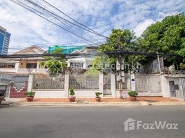 9 Bedroom Villa for rent in Cambodia Railway Station, Srah Chak, Voat Phnum