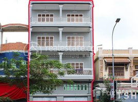 2 បន្ទប់គេង ខុនដូ for rent at Best Location Townhouse 2 Flat for Rent in Toul Kork Area, សង្កាត់ទឹកល្អក់ទី ១