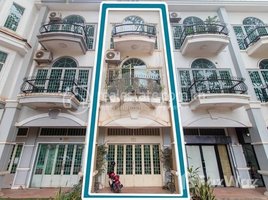 4 បន្ទប់គេង អាផាតមិន for sale at 4 Bedroom Flat For Sale - Kouk Chak, Siem Reap, ឃុំស្លក្រាម