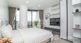 មានបន្ទប់ទំនេរនៅ Luxury Apartment 3 bedroom For Rent
