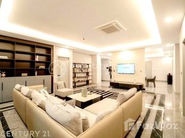4 បន្ទប់គេង អាផាតមិន for rent at Service Apartment For Rent in BKK1 Area , សង្កាត់ទន្លេបាសាក់, ចំការមន